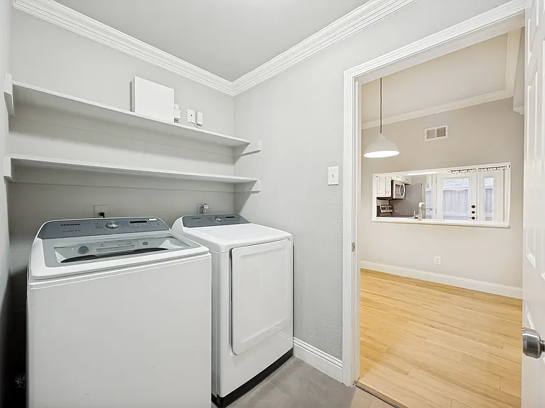 5200 Martel Ave #1-13C — Photo 11