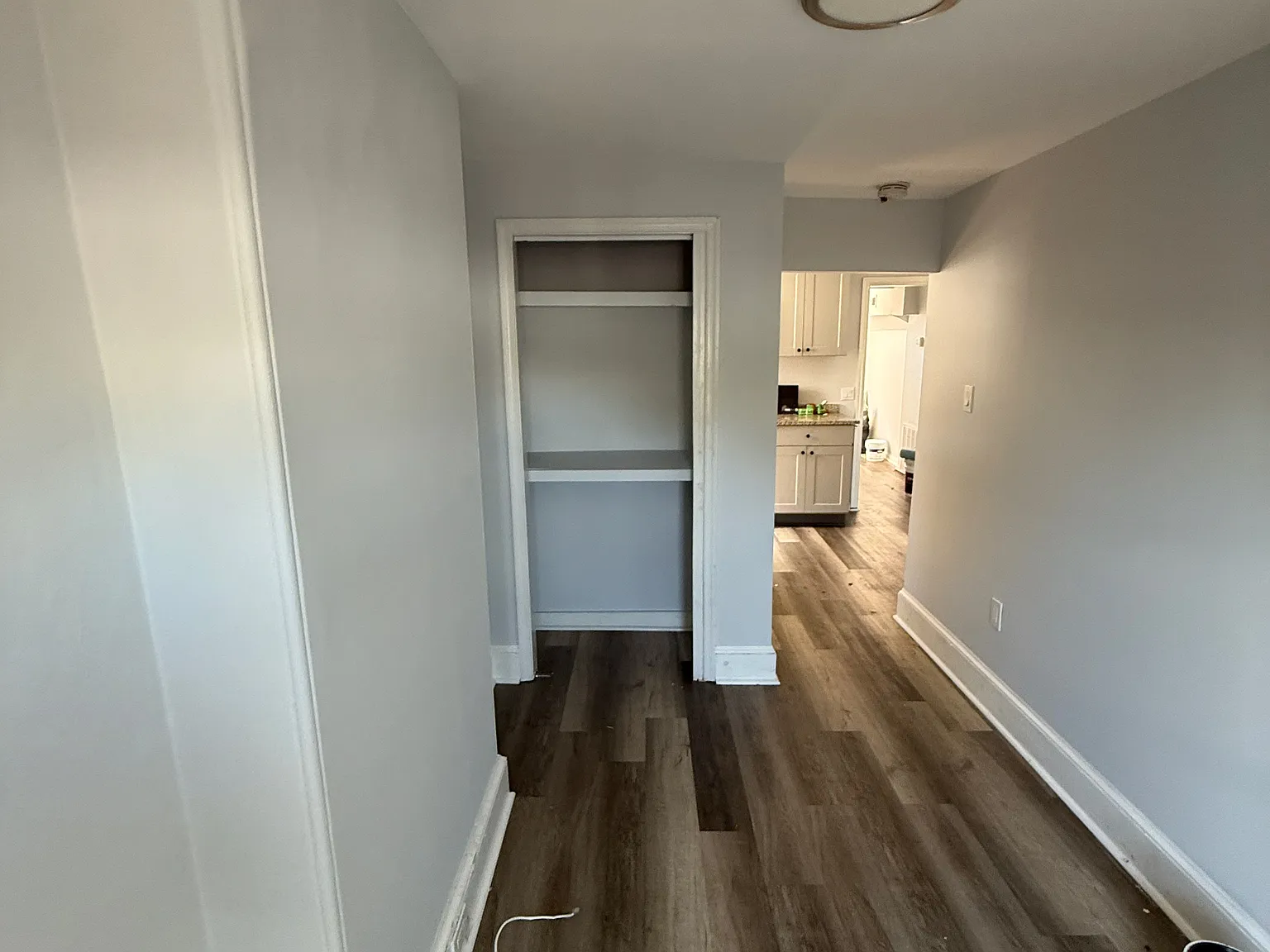 1 bed, 500 sqft, $1,200 — Photo 3