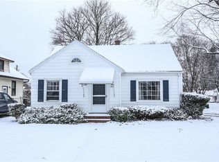 222 Renouf Dr, Rochester, NY 14624