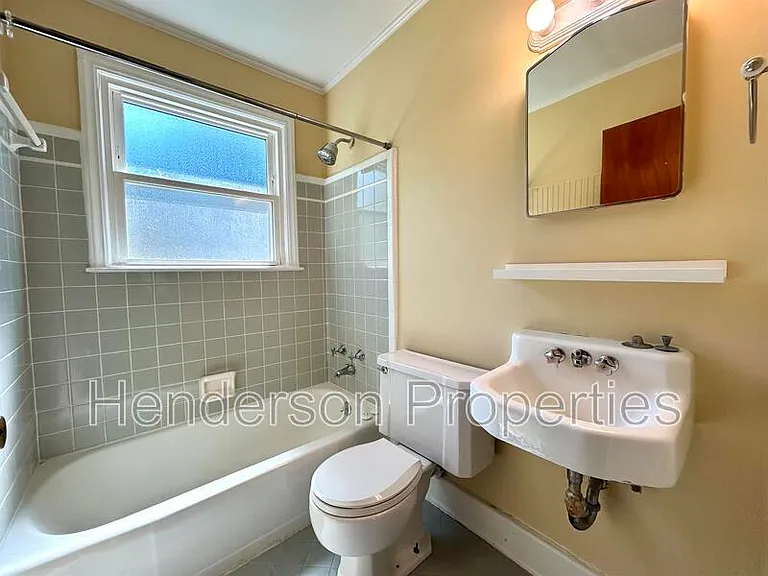 1526 Landis Ave — Photo 15