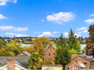 750 N 66th St #B, Seattle, WA 98103