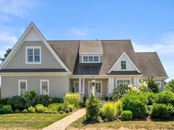29 Chittenden Ln, Cohasset, MA 02025