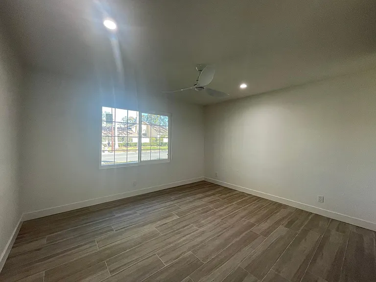master bedroom include en-suite with dual closets