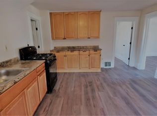 834 Bellevue Ave, Elgin, IL 60120