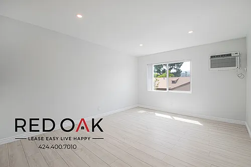 10285 Tujunga Canyon Blvd #205 Photo 1