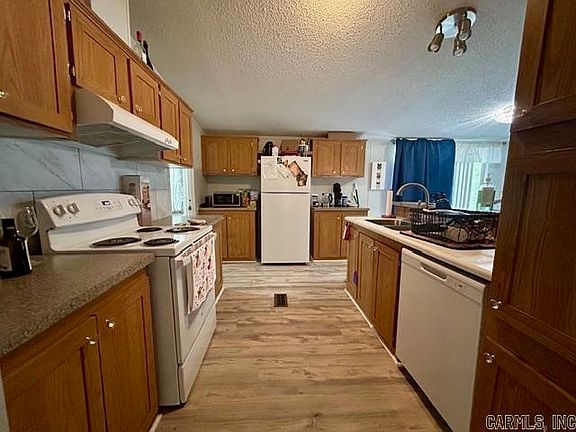 4th image of 132 Ouachita Rd #476