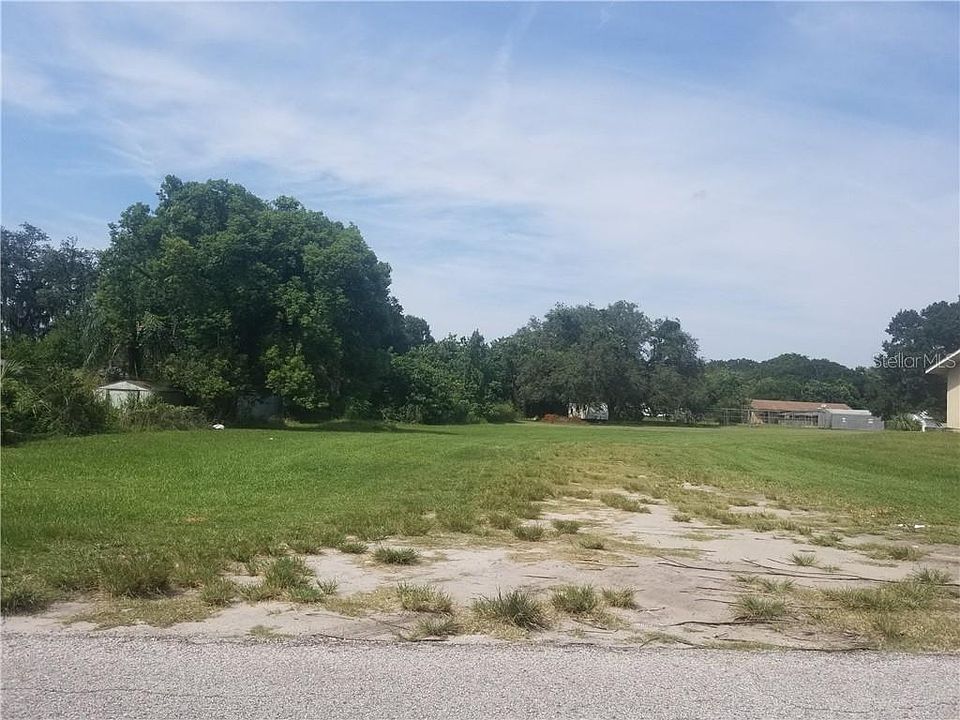 2nd image of 4904 E Idlewild Ave