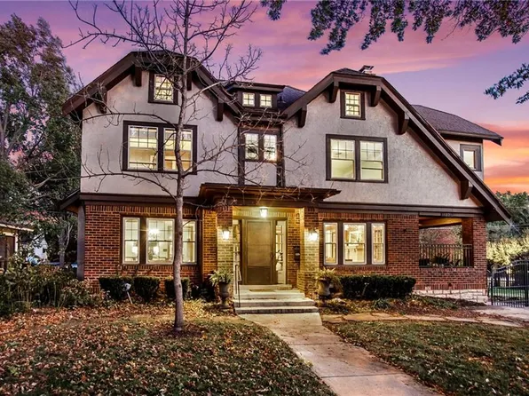 6231 Morningside Dr, Kansas City, MO 64113