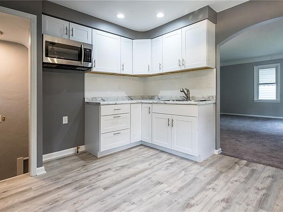 4th image of 84 Ellenwood Ave