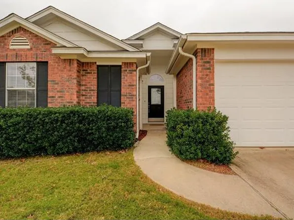 117 Bayliss St, Hutto, TX 78634