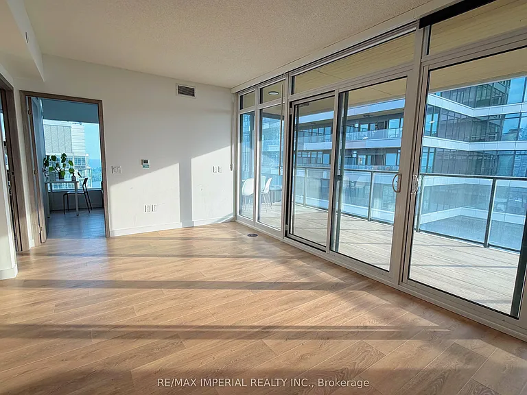 1 Concord Cityplace Way #4210 — Photo 3