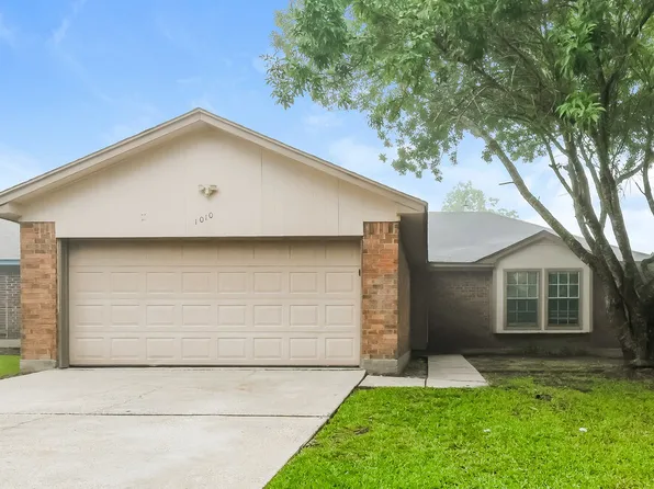 1010 Hickory Post Ct, Tomball, TX 77375