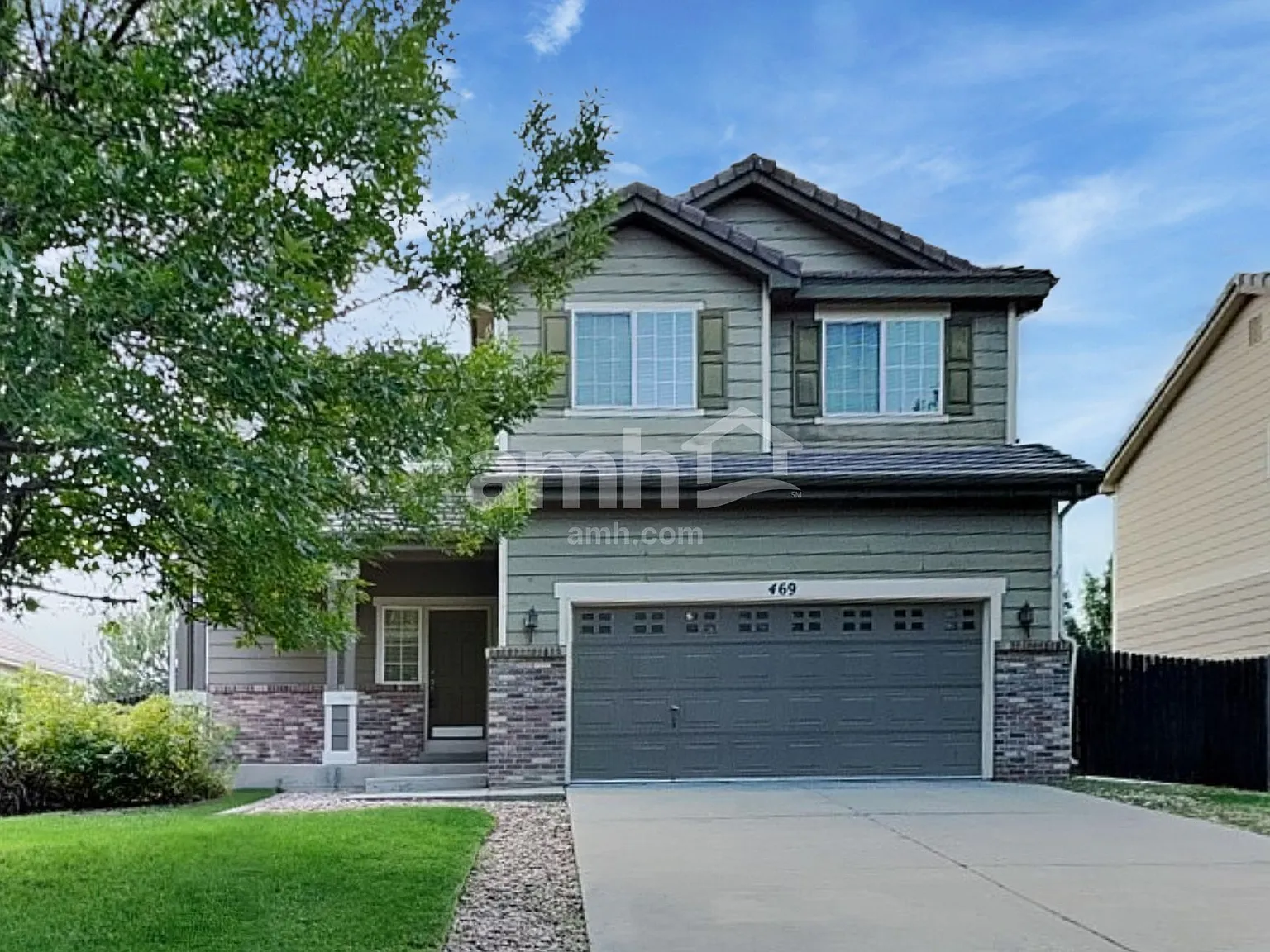 3 bed, 2.5 bath, 1421 sqft, $2,595 — Photo 1