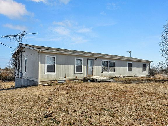 4th image of 8240 SE Green Rd