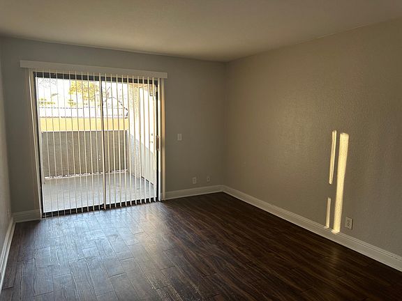 5th image of 3151 Soaring Gulls Dr Unit 1073