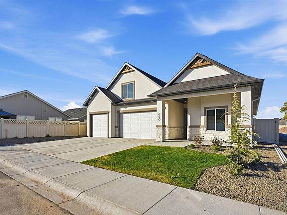 3rd image of 690 E Ronda Ln