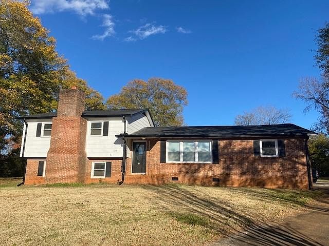 1st image of 118 West Dr