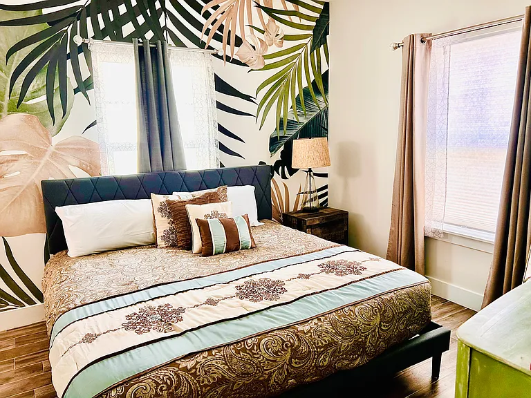 212 Corto Pl — Photo 10