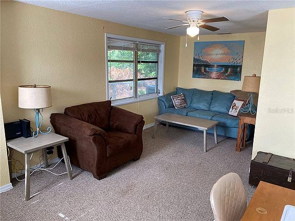 4th image of 7107 Jeanne Ave