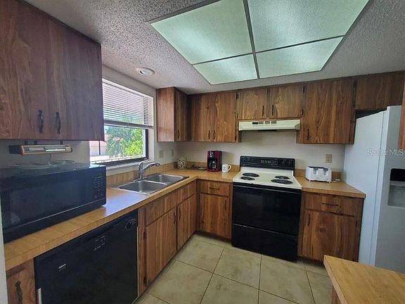 5th image of 3768 Bal Harbor Blvd APT 4