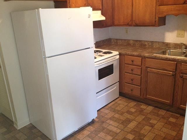 2nd image of 2420 Pearson Ave SW