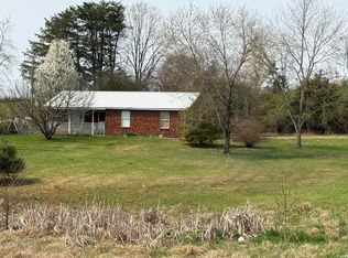 3191 Pine Top Rd, London, KY 40741
