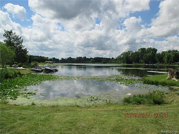 5th image of 1060 Dunleavy Dr