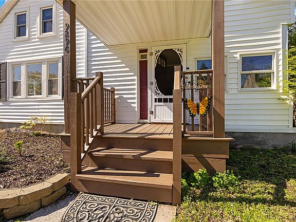 5th image of 9296 Mallory Rd