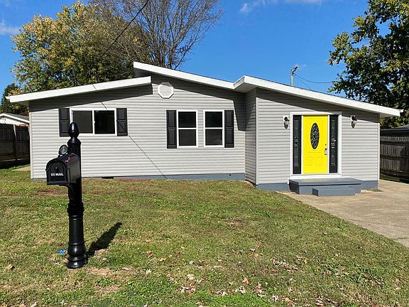 5th image of 128 Highland Ave