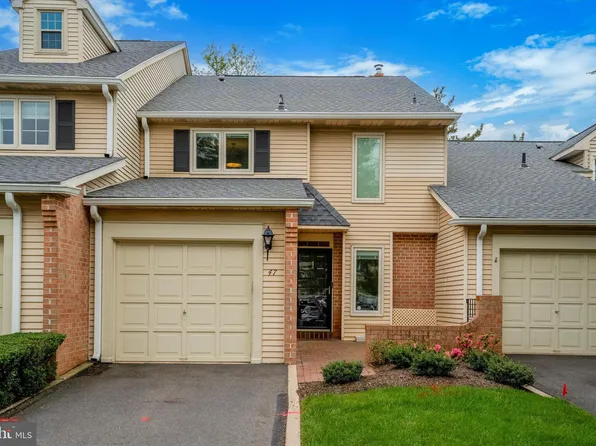 47 Sutphin Pnes, Yardley, PA 19067