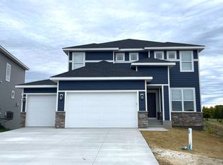 11633 Niagara Ln N, Osseo, MN 55369