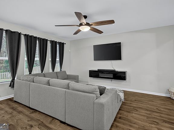 5th image of 312 Serengeti Blvd