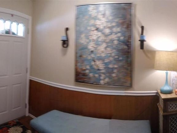 3rd image of 12120 Winterset Dr
