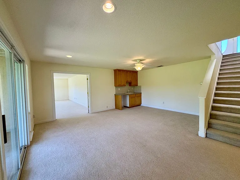 6255 Peacock Way — Photo 34