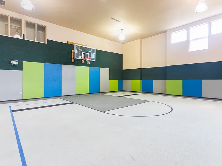 One Canyon Place — Photo 14