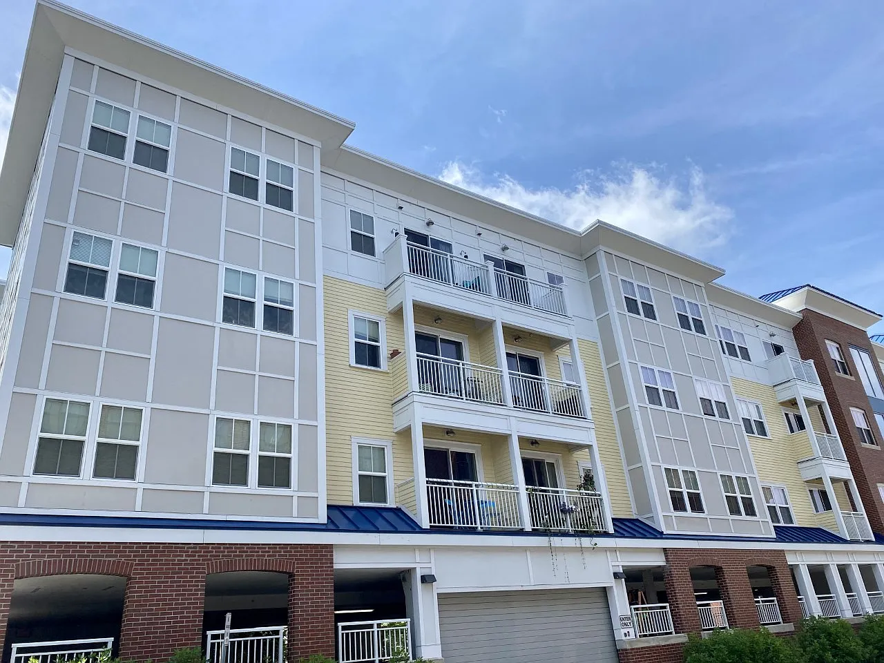 Enterprise Apartment Homes — Photo 4