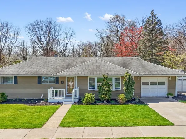 75 Richard St, Johnson City, NY 13790