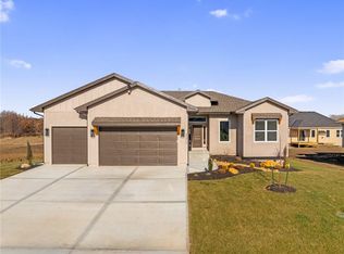 25016 W 89th Ter, Lenexa, KS 66227