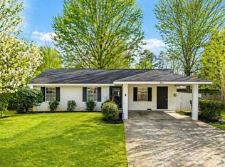 900 Hollins Rd, Auburn, AL 36830