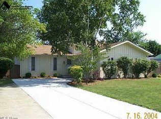 20776 White Bark Dr, Strongsville, OH 44149