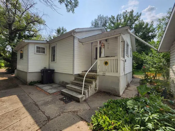 227 E 6th St, Drumheller, AB T0J 1B0