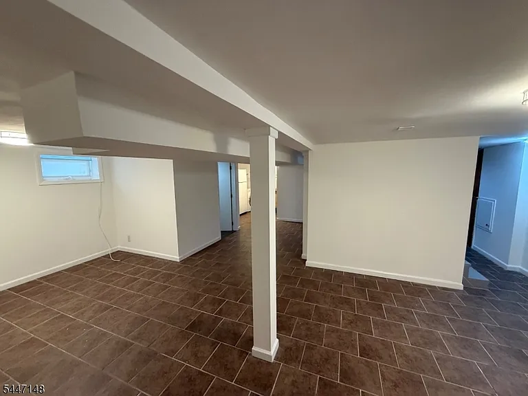 2514 Jackson Ave — Photo 14