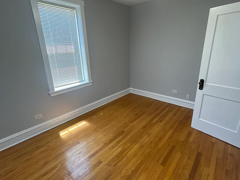622 E 68th St #2 — Photo 3