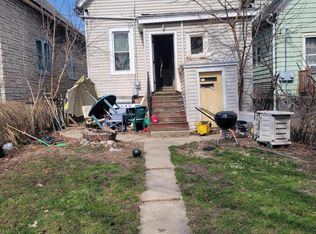 1974 S 21st St, Milwaukee, WI 53204