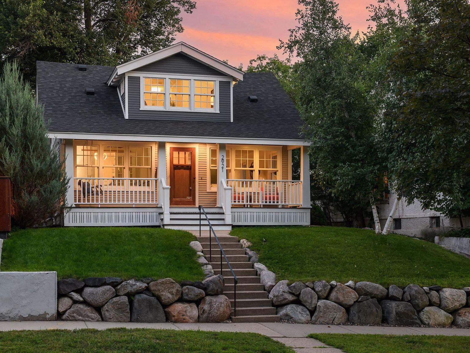 SIDE MOBB & FRIENDS - 住まいは川沿1&2 人気シリーズ「住まいは川沿 1」「住まいは川沿 2」のフィジカル版が