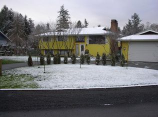 7565 NE Emerald Way, Bainbridge Island, WA 98110