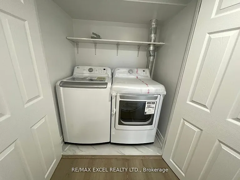 125 Sharavogue Ave #BASEMENT — Photo 9