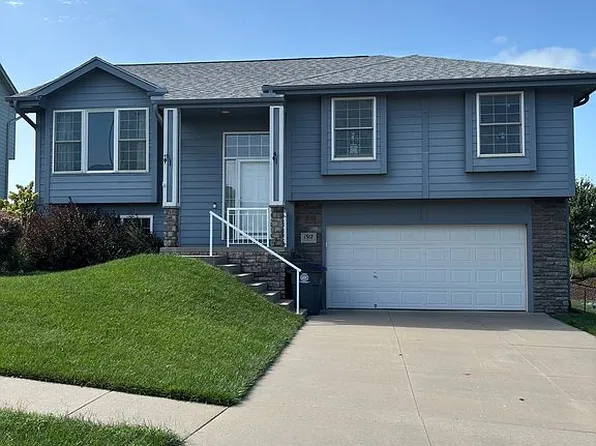 1312 N Lenox Cir, Council Bluffs, IA 51503