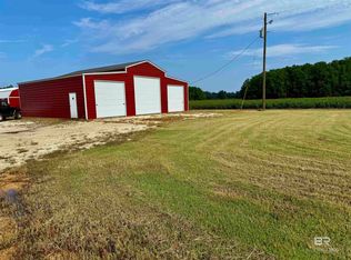 450 Farrar Ln, Atmore, AL 36502