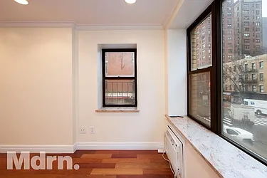 Rented by Mdrn Residential